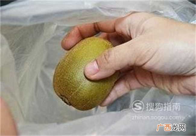 猕猴桃放冰箱要装袋子密封吗 猕猴桃用塑料袋密封保存好吗
