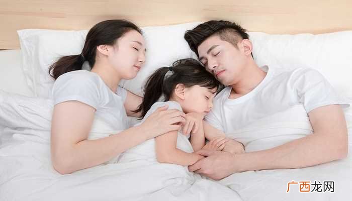 梦见自己家人死了是什么意思