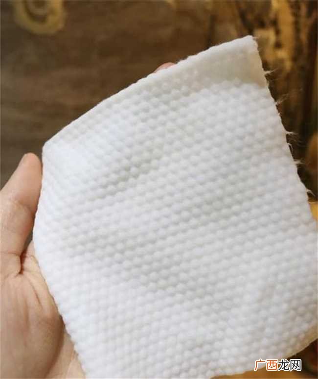 一次性洗脸巾的危害在生活中 一次性洗脸巾危害有哪些