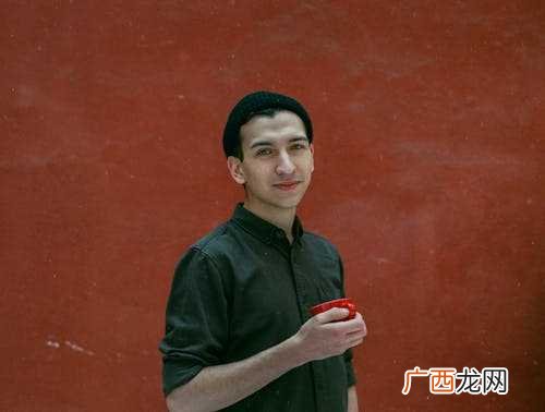 女人梦见老公给自己钱什么意思