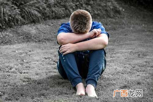 女人梦见老公流泪什么意思