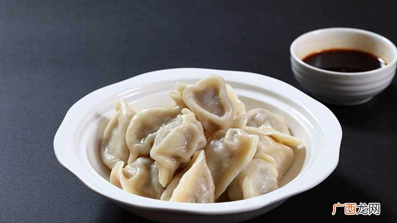 梦见和别人一起吃饺子是什么意思