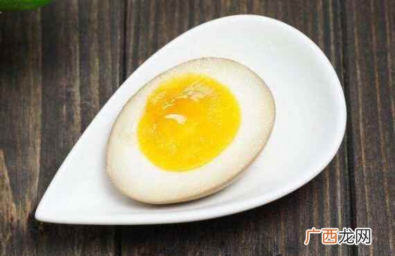 减肥期间可以吃煮鸡蛋吗 煮鸡蛋的热量是多少