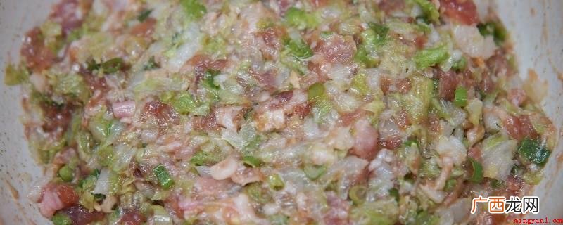 饺子馅太薄,你可以放一些粉丝 饺子馅太稀了怎么补救