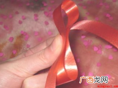 苹果礼品包装绳的制作方法 平安果怎么包装才漂亮