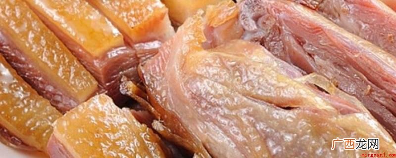 腊鸭在烹饪以前,要先使用温开水清洗,以洗掉表面的尘土、黄曲霉 腊鸭蒸多久才能熟