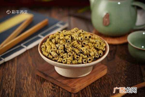 石斛泡水喝的功效和作用 石斛泡水喝的方法
