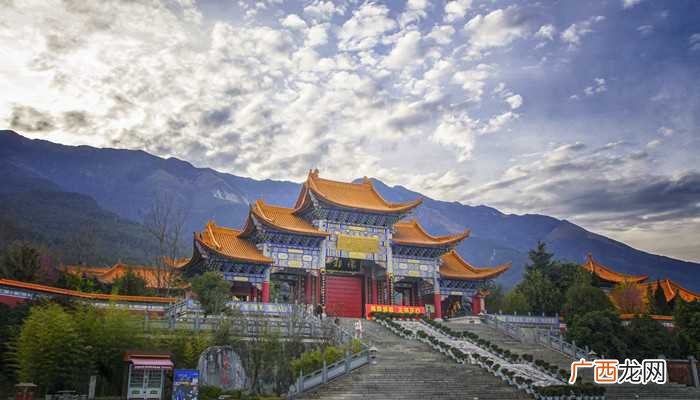 辽宁省鞍山市著名的千山风景区祖越寺 祖越寺始建于哪个朝代