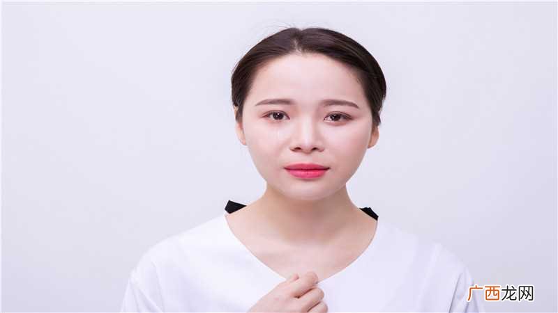 梦到被人抛弃什么征兆 梦到被人抛弃什么意思