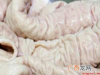 猪脆肠不加水切成小段清洗方便 脆肠怎么清洗