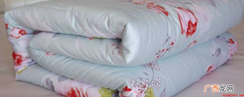 不一样颜色的被子对睡眠的实际效果和品质造成的危害 被子颜色对睡眠的影响