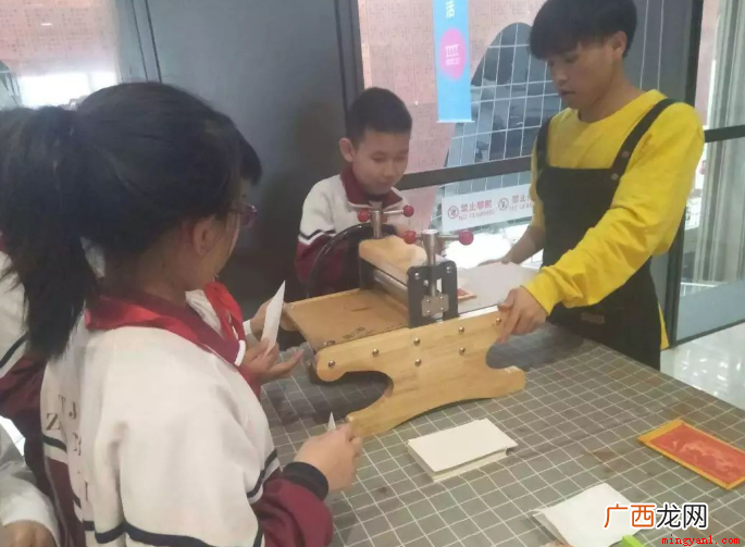 在校大学生参加社区实践活动的意义 社会实践活动有哪些？