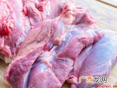 羊肉能暖中补虚,补中益气,开胃健身,益肾气,养胆明目,治虚劳 羊肉如何清洗才能干净