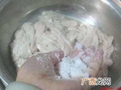 猪肠的功能有哪些?_健康频道 生肥肠怎么处理