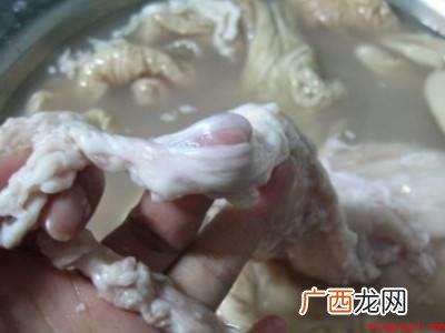 猪肠的功能有哪些?_健康频道 生肥肠怎么处理