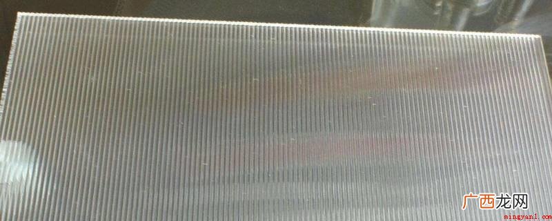 光栅片是由大量等宽等间距的平行狭缝构成的光学器件 光栅片是什么