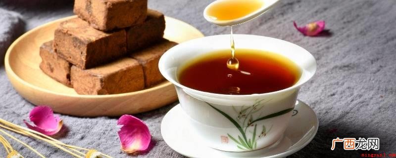 一斤红糖加500ml水,放锅里提前泡一个小时,让红糖稍微融化 红糖水怎么泡