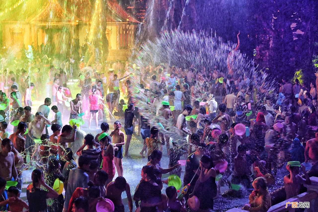 西双版纳泼水节几月几日2023 泼水节的来历和风俗