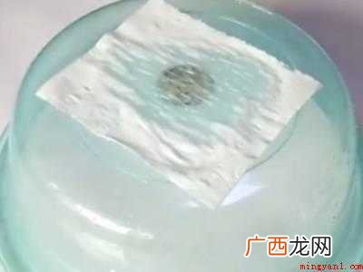 如何选购洗手盆? 新买的盆子里的标签怎么去除干净