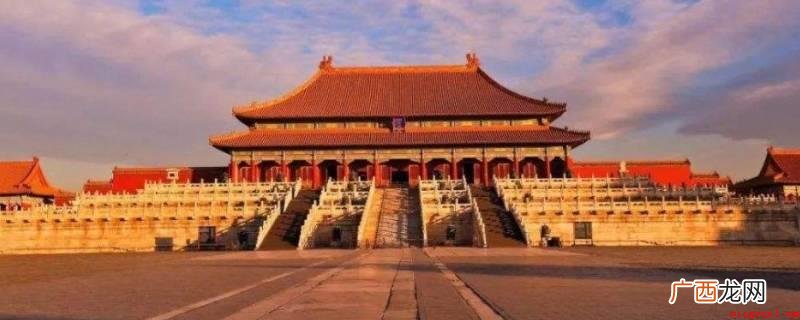 中国位于亚洲东部,太平洋西岸 中国在太平洋的东岸还是西岸