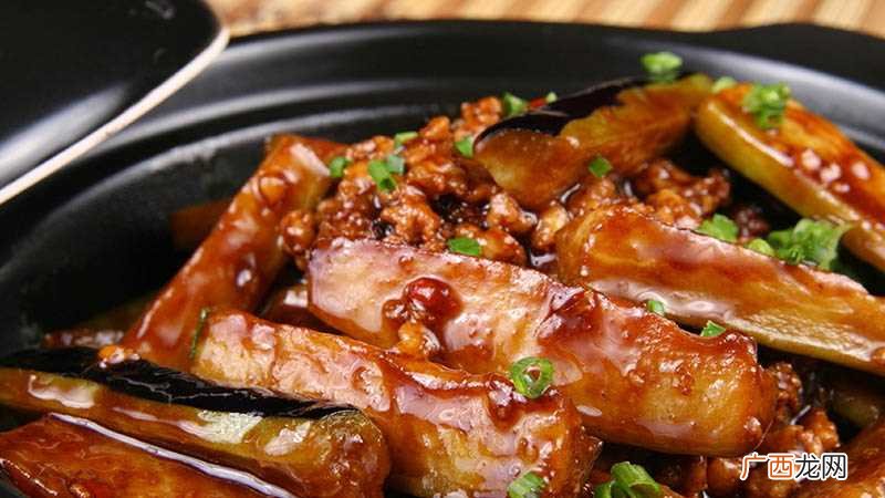 梦见做饭给别人吃什么意思 女人梦到做饭给别人吃是什么意思
