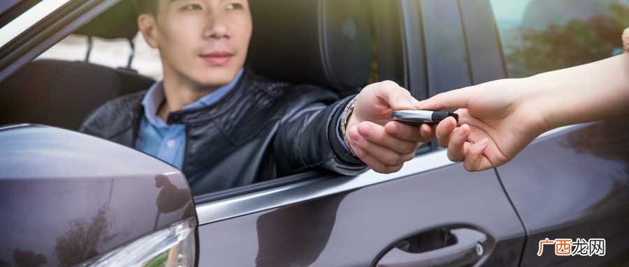 女人梦见搭别人的车是什么意思