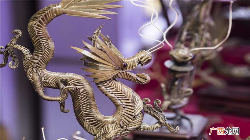 做梦到龙在天上飞是什么意思 做梦梦到龙在天上飞是什么意思