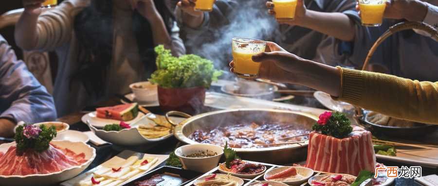 梦见人多的热闹场面代表什么 梦见人多的热闹场面什么意思
