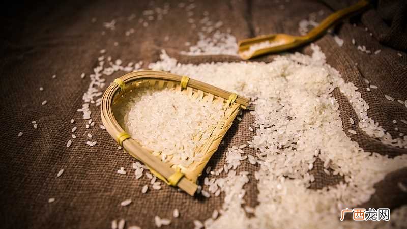 大米的保质期根据其加工方式、包装方式等的不同 大米保质期一般是多久