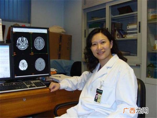 女导师丈夫该怎么称呼合适 男老师的老婆怎么称呼