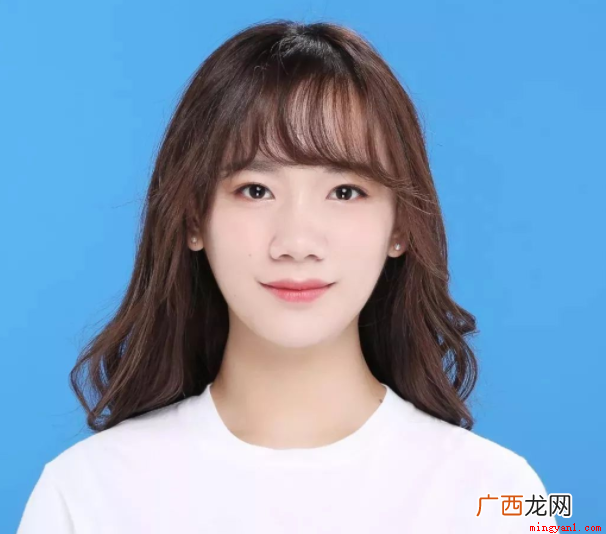 不戴帽子照的照片有哪些? 免冠照片是什么意思