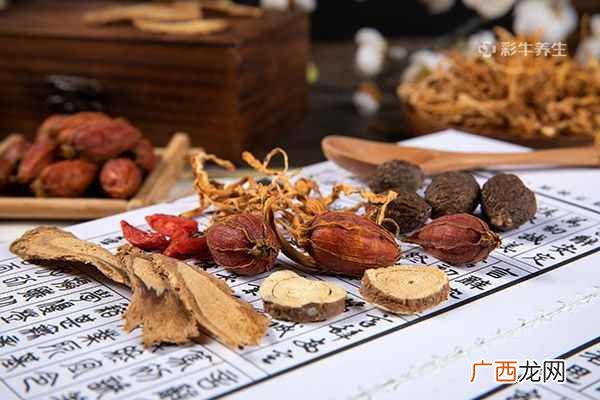 中药泡脚的功效与作用