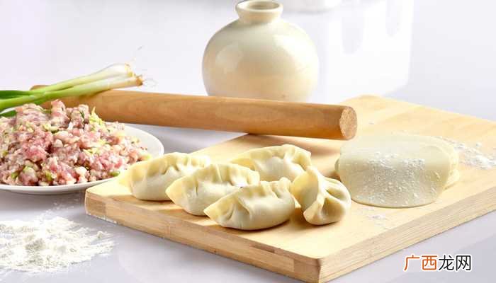 春节包饺子的习俗由来与名医张仲景有关