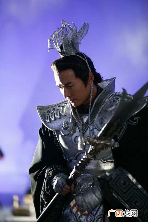 二郎神杨戬的武器全名及来历 杨戬的武器叫什么名字