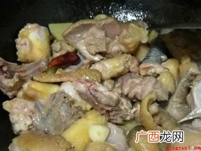 红烧土鸡怎么烧才好吃的具体操作步骤 红烧土鸡怎么烧才好吃