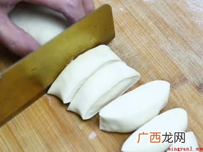 韭菜盒子面怎么和才软好吃