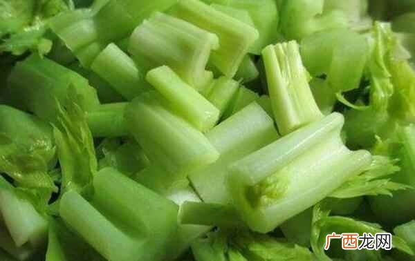 如何挑选西芹