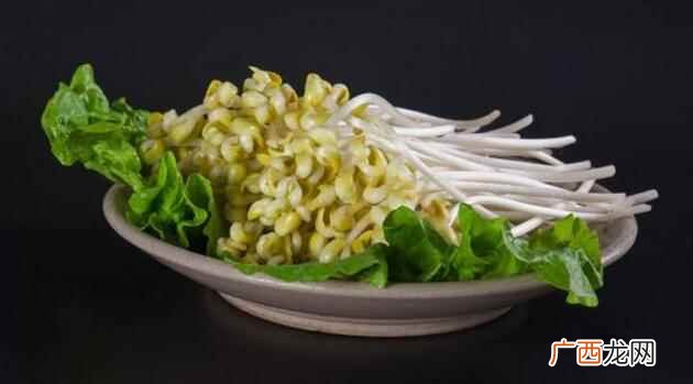 黄豆芽生吃有毒吗