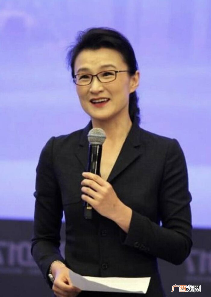 央视名嘴董倩风光背后的辛酸故事 主持人董倩个人资料简介