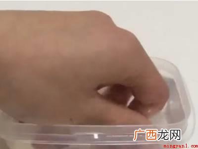 聚氨酯怎么清洗干净的具体操作步骤 聚氨酯怎么清洗干净