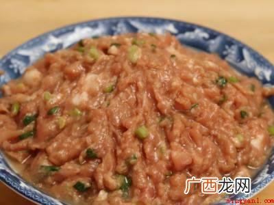 肉馅怎么调馅共有4步,需要的材料 肉馅怎么调馅才香