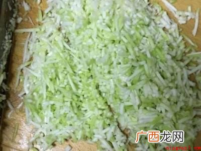 葫芦馅怎么调的具体操作步骤 葫芦馅怎么调