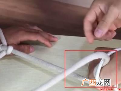 两根绳子交叉怎么分开的具体操作步骤 两根绳子交叉怎么分开