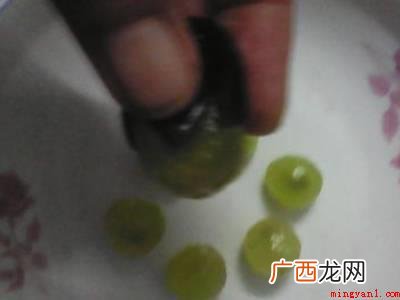 葡萄皮怎么好剥的具体操作步骤 葡萄皮怎么好剥