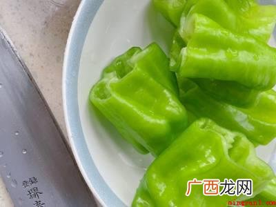 青椒塞肉怎么烧好吃的具体操作步骤 青椒塞肉怎么烧好吃