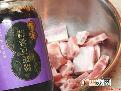 蒜蓉蒸排骨怎么蒸好吃的具体操作步骤 蒜蓉蒸排骨怎么蒸好吃