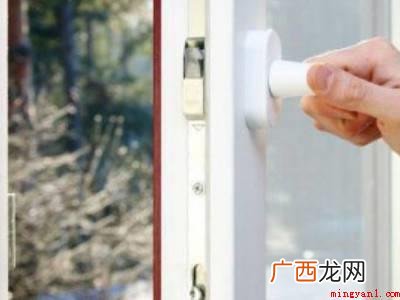 家里面有蛐怎么处理的具体操作步骤 家里面有蛐蛐怎么处理