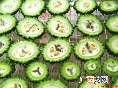 苦瓜皮怎么晒好吃的具体操作步骤 苦瓜皮怎么晒好吃