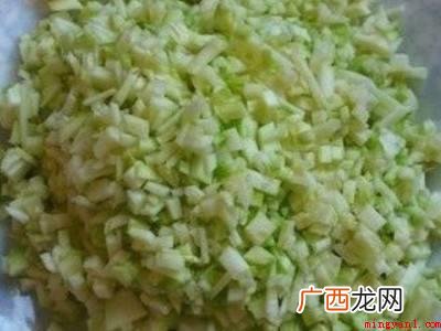 笋瓜饺子馅怎么调的具体操作步骤 笋瓜饺子馅怎么调