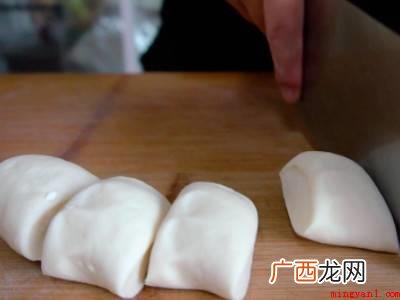 烙糖饼怎样和面又软又好吃的具体操作步骤 烙糖饼怎样和面又软又好吃